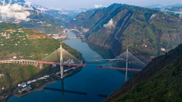 贵盈配资 一桥横跨川滇 宜攀高速新市金沙江特大桥合龙